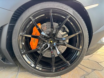 صورة 42 لـ 2012 Lamborghini AVENTADOR