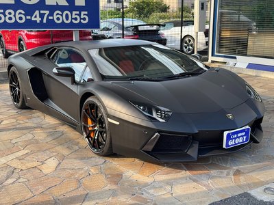 صورة 8 لـ 2012 Lamborghini AVENTADOR