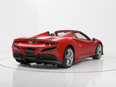 صورة 9 لـ 2021 Ferrari F8 SPIDER