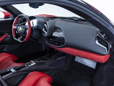 صورة 5 لـ 2021 Ferrari SF90 STRADALE