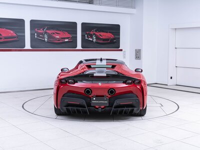 صورة 28 لـ 2021 Ferrari SF90 STRADALE