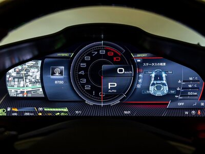صورة 10 لـ 2021 Ferrari SF90 STRADALE