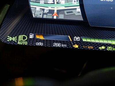 صورة 12 لـ 2021 Ferrari SF90 STRADALE