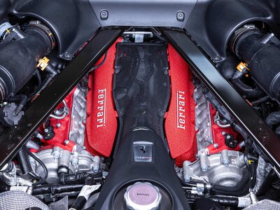 صورة 19 لـ 2021 Ferrari SF90 STRADALE