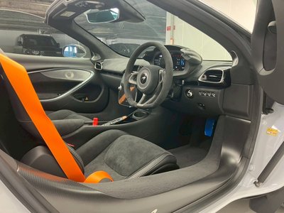 صورة 9 لـ 2025 Mclaren ARTURA SPIDER