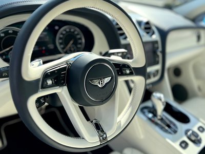 2017 Bentley BENTAYGA photo 74