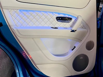 2017 Bentley BENTAYGA photo 66