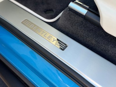 2017 Bentley BENTAYGA photo 70