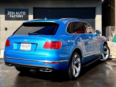 2017 Bentley BENTAYGA photo 6