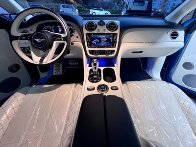 2017 Bentley BENTAYGA photo 58