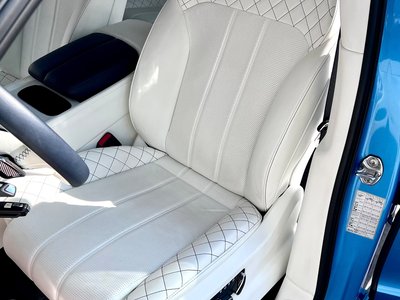 2017 Bentley BENTAYGA photo 17
