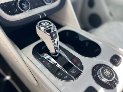2017 Bentley BENTAYGA photo 69