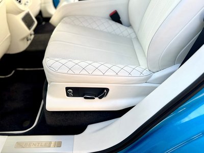 2017 Bentley BENTAYGA photo 29