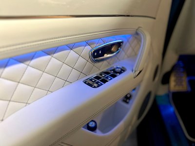 2017 Bentley BENTAYGA photo 65