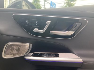 2025 Mercedes-BENZ GLC AMG 照片 9