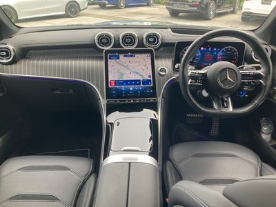 2025 Mercedes-BENZ GLC AMG 照片 14