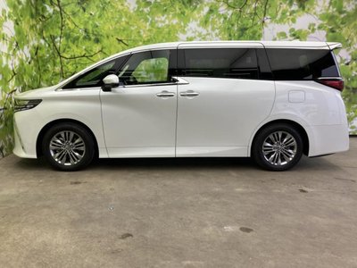 صورة 2 لـ 2025 Toyota ALPHARD