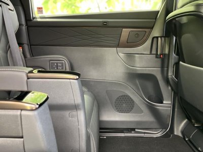 صورة 25 لـ 2025 Toyota ALPHARD