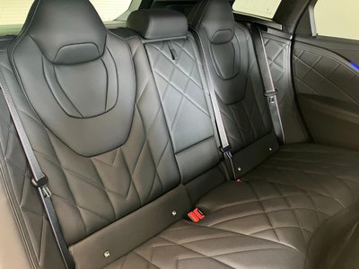 2023 BMW XM thumbnail 21