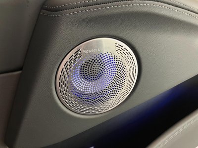 2023 BMW XM thumbnail 43