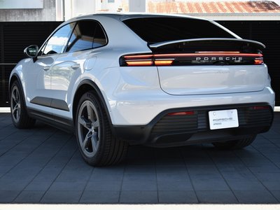 2026 Porsche MACAN 缩略图 6