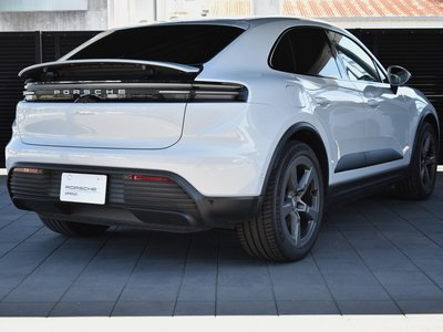 2026 Porsche MACAN 缩略图 8