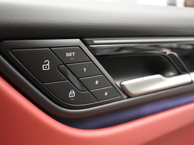 2026 Porsche MACAN 缩略图 31