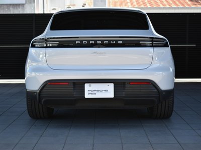 2026 Porsche MACAN 缩略图 9