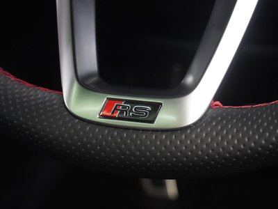 صورة 12 لـ 2022 AUDI RS Q8