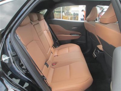 صورة مصغرة 22 لـ 2024 Toyota CROWN SPORT