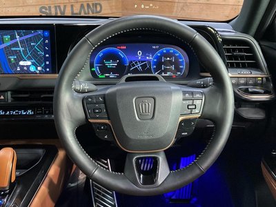 2024 Toyota CROWN SPORT photo 11