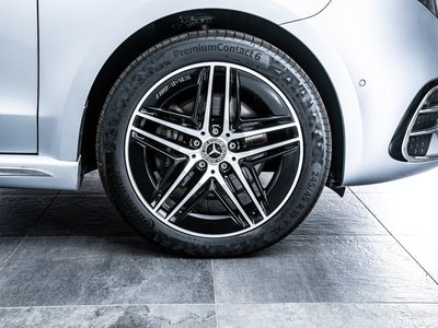 2024 Mercedes-BENZ V-CLASS photo 6