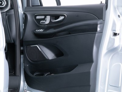 2024 Mercedes-BENZ V-CLASS thumbnail 73