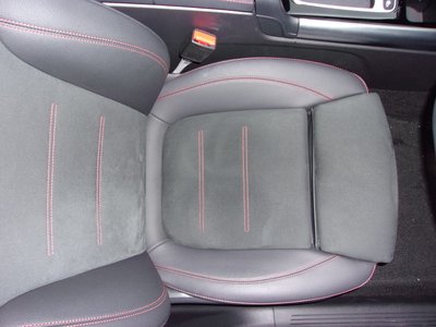 2025 Mercedes-BENZ GLA thumbnail 22