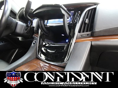 2016 Cadillac ESCALADE 缩略图 44