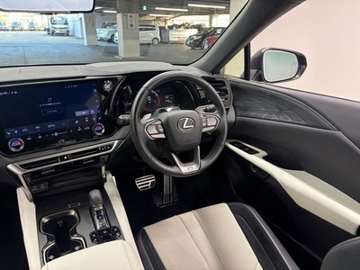 2025 Lexus RX 缩略图 44