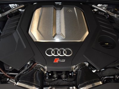 صورة مصغرة 32 لـ 2025 AUDI RS6 AVANT