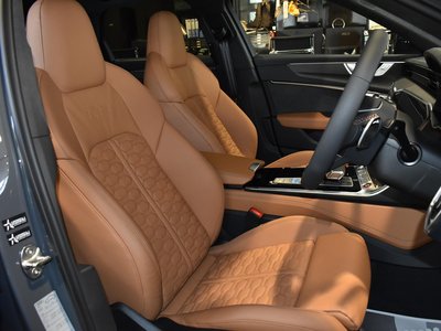 صورة مصغرة 28 لـ 2025 AUDI RS6 AVANT