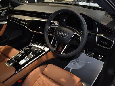 صورة مصغرة 30 لـ 2025 AUDI RS6 AVANT