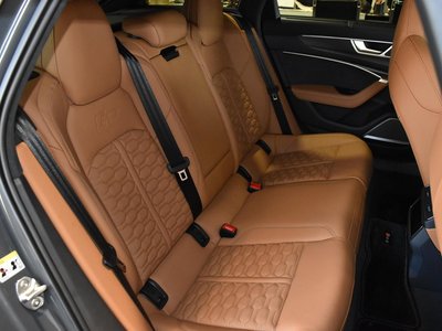 صورة مصغرة 29 لـ 2025 AUDI RS6 AVANT