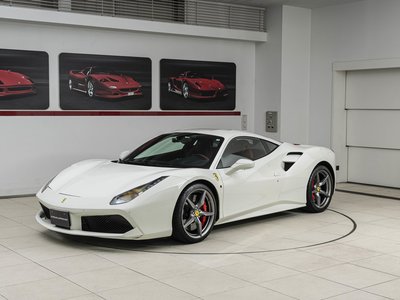 2016 Ferrari 488 GTB 照片 10