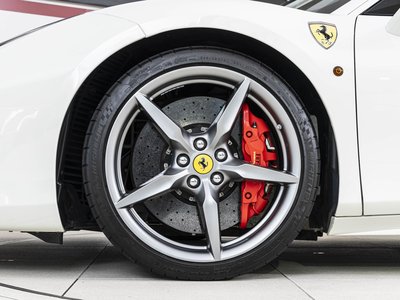 صورة مصغرة 23 لـ 2016 Ferrari 488 GTB