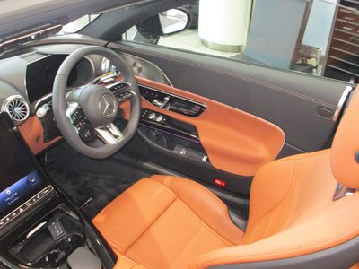 2026 Mercedes-BENZ SL AMG 照片 29
