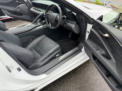 صورة مصغرة 12 لـ 2018 Lexus LC
