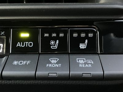 2025 Toyota CROWN SPORT 缩略图 18