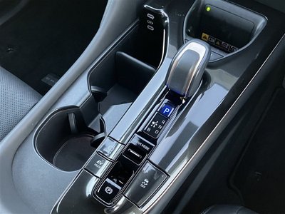 2025 Toyota CROWN SPORT 缩略图 11