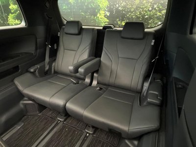 2023 Toyota ALPHARD — фото 10