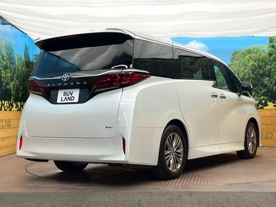 2023 Toyota ALPHARD — фото 18