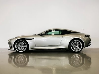 2026 Aston Martin DB12 缩略图 27
