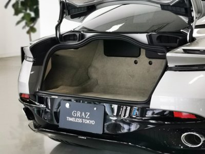 2026 Aston Martin DB12 缩略图 40